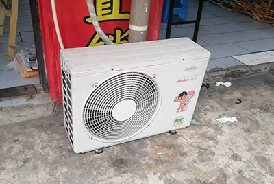 右玉空调突然不制冷只吹自然风怎么办？