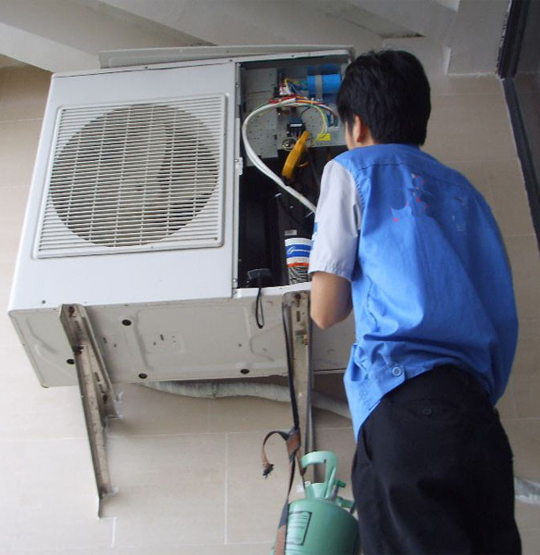 右玉空调开机无反应维修